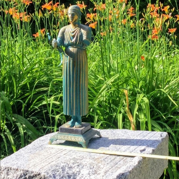 Coming Soon ๐๐๐๐๐ - Picture 4 of 8